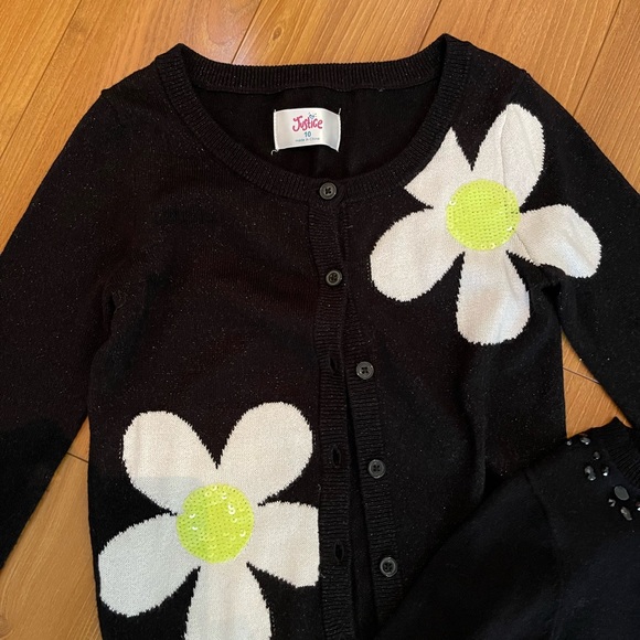 Girls sweaters/top - Picture 2 of 9